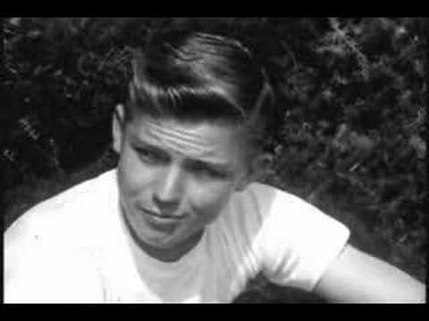 Elements of Sexuality: 20th Century Images of Gay Men Elements of Sexuality: 20th Century Images of Gay Men