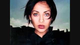 Watch Natalie Imbruglia Impressed video