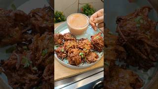 Crispy Onion Pakora Recipe Monsoon Special Snack
