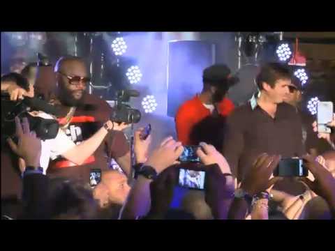 Rick Ross Brings Out Magician David Copperfield During "Black Magic" Performance! 