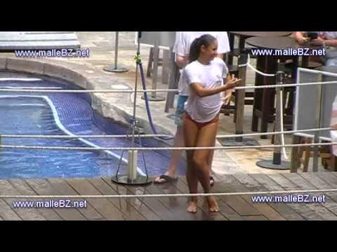 Miss Wet T-Shirt im Megapark 20-8-2010 recut.wmv