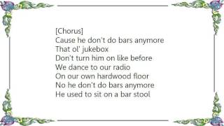 Watch Chely Wright He Dont Do Bars Anymore video