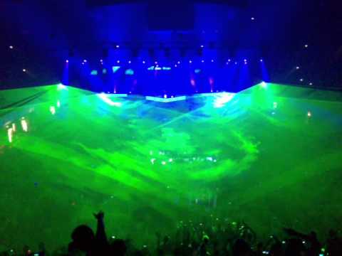 Armin van Buuren Bratislava 10.6.2011 laser show