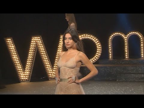 RocĂo Crusset posa desnuda en la playa