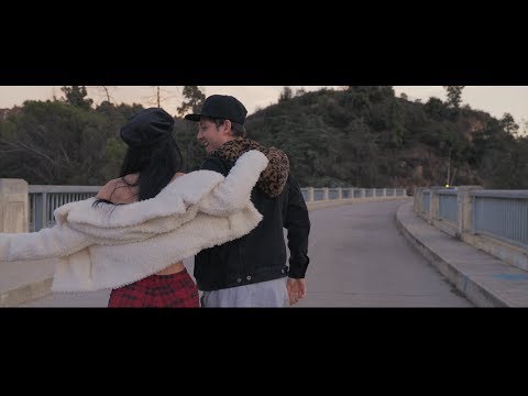 Claudia Alende - Spotlight (Official Video)