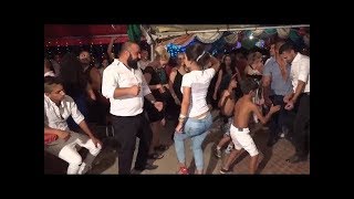 Roman Düğününde Kotlu Kızdan Süper Ritim Show
