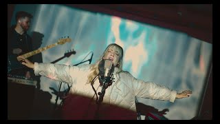 Leah Mcfall - Outside The Lines Live