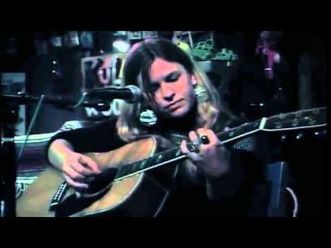 No Diamond Ring Video
