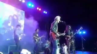 Legendary Pinoy king Rock n roll Pepe Smith at Cuneta Astrome kadiwa kontra droga Legendary Pinoy king Rock n roll Pepe Smith at Cuneta Astrome kadiwa kontra droga