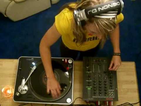 We Play House Music (Electro)