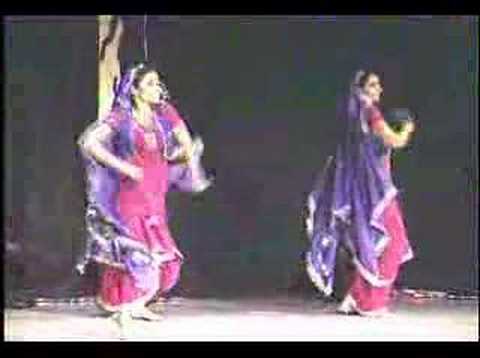 Bhangra Gidda from Asian Sensation 2007 North Albion
