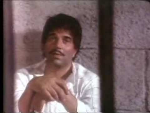 Desh mein nikla hoga chand