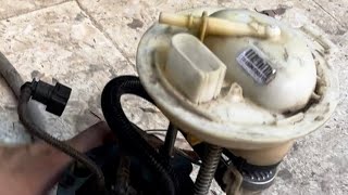 Vw Fuel Pump And Level Removal - فك طرمبة وعوامة مجموعة فولكسفاجن