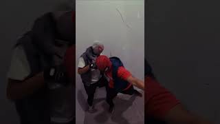 Spider-Man Fighting Bad Guy #Spiderman #Parkour #Shorts #Short #Latotem