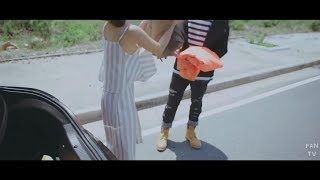 HOÀNG YẾN CHIBI LỘ HÀNG - MV LẠI GẦN EM