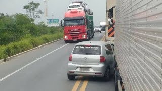É ISSO QUE ACONTECE COM PRESSA E VELOCIDADE...