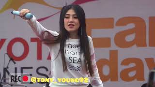 Via Vallen - Despacito at PT. TOYOTA INDONESIA FAMILY DAY 2017 @ ECO PARK ANCOL __ (24/09/'17)