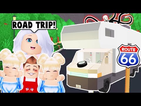WE WENT ON A FAMILY ROAD TRIP ON BLOXBURG! (Roblox)