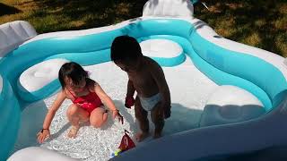 Sov2 Li Tuaj Peb Das Dej Piscine Nawb