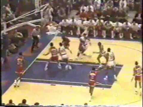 basketball dunk michael jordan. Michael Jordan, dunking a