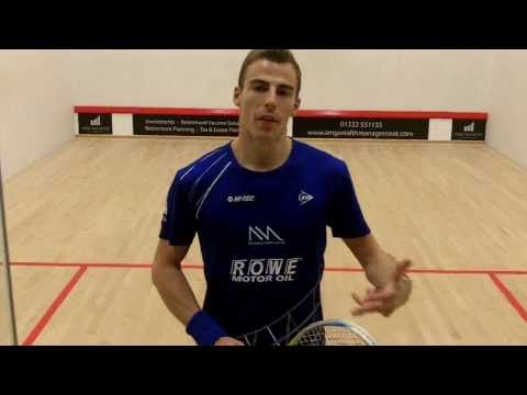 VIDEO: Nick Matthew reviewing his Dunlop Biomimetic Evolution 130 Squash Racket