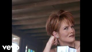 Watch Shawn Colvin Round Of Blues video