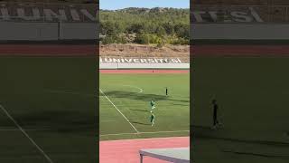 Gooolll.. Bursaspor, Anadolu Üni Karşısında Tahanın Attığı Kafa Üyle 1-0 Öne Geçiyor.