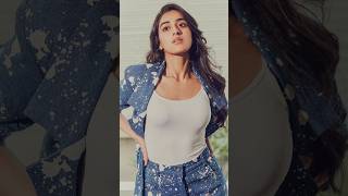 Cute Smilegirl Sakshi Vaidya Short