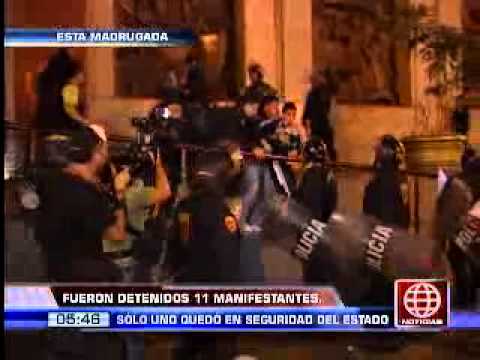 Lima: Diez de los once detenidos en protesta #TomaLaCalle fueron liberados (VIDEO) Lima: Diez de los once detenidos en protesta #TomaLaCalle fueron liberados (VIDEO)