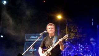 Watch Triumph Blinding Light Showmoonchild video