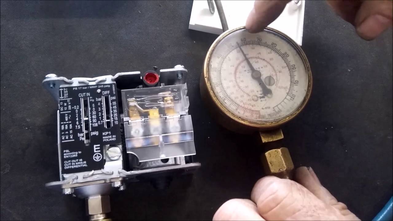 Self adjusting pressure plates suck