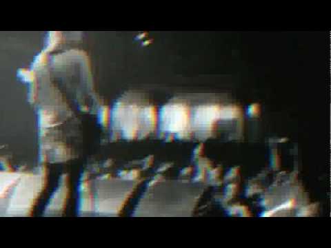 Скачать песню scar the martyr blood host