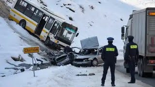 Ölümcül Buz Fırtınası Kaosu Kontrolden Çıkan Kamyonlar Ve Arabalar Gerçek Araç Kamerası Kaosu