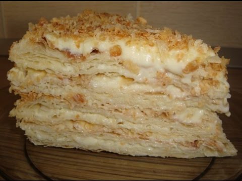 Как сделать торт из слоеного теста и сварить крем для пирога