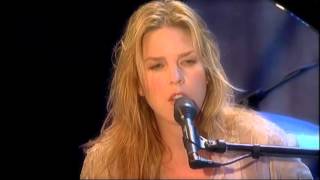 Watch Diana Krall Stop This World video