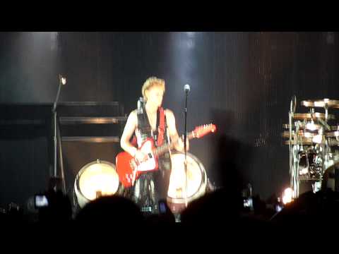 Depeche Mode - Question of Time - Tour of the Universe - Stadhalle Wien Dec. 3rd 2009