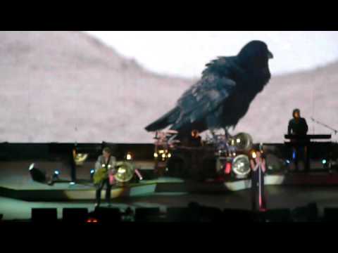 DEPECHE MODE - Hole To Feed + Walking In My Shoes (Live in Malm