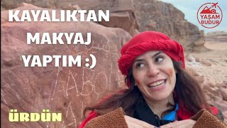 Ürdün Çölünde Kayalıktan Makyaj Yaptım