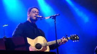 Watch Amos Lee Charles St video