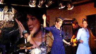 Watch Vanessa Petruo Hot Blooded Woman video