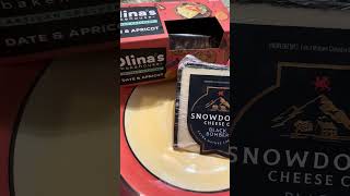Snowdonias With S Date & Apricot Crackers