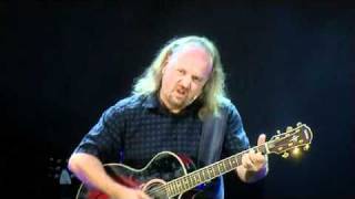 Watch Bill Bailey How Can I Feel Pain video