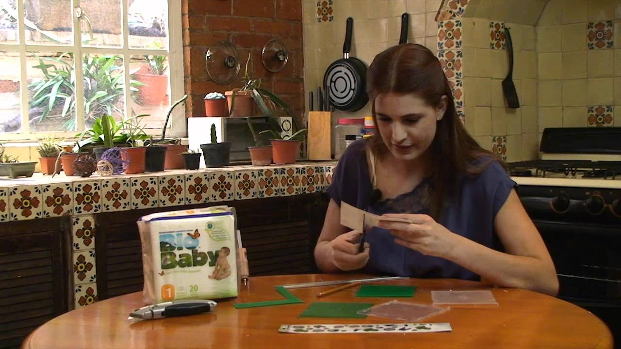 Portaretratos con estuche de CD - YouTube Portaretratos con estuche de CD - YouTube