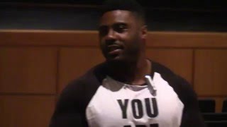 Jay Barnett speaks at Grapevine High School