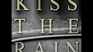 Watch 4men Kiss The Rain video