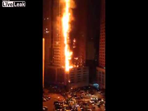 画像 ドバイ高層マンショントーチタワーの火災画像 Naver まとめ