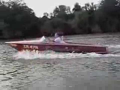 comanche classic wooden lewis speedboat - YouTube