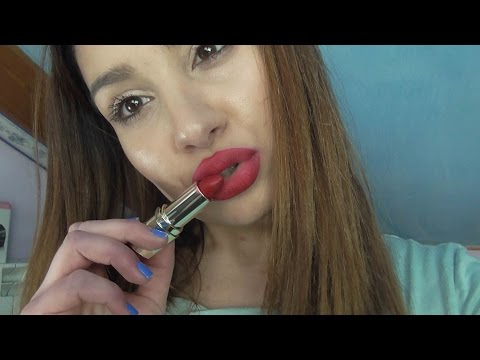 Mirror mouth check lipstick application fan compilation