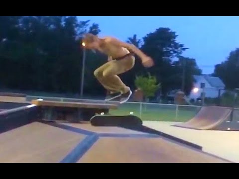 Backside 360 TRIPLE Kickflip !?! - Woody Woelfel