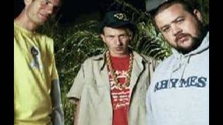 Watch Ugly Duckling Dizzy video